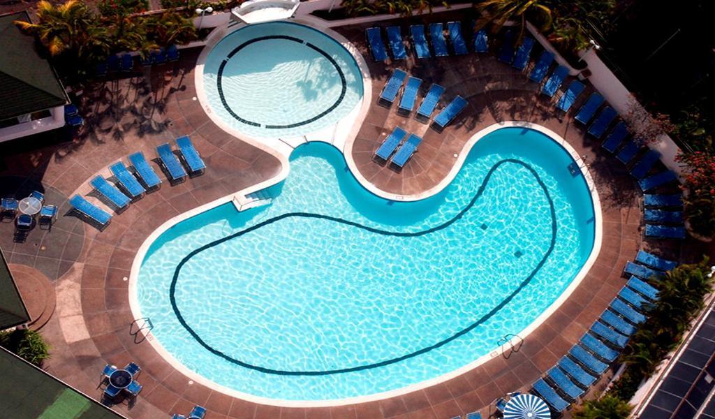 Hotel Cristina Suites Puerto La Cruz Exteriör bild